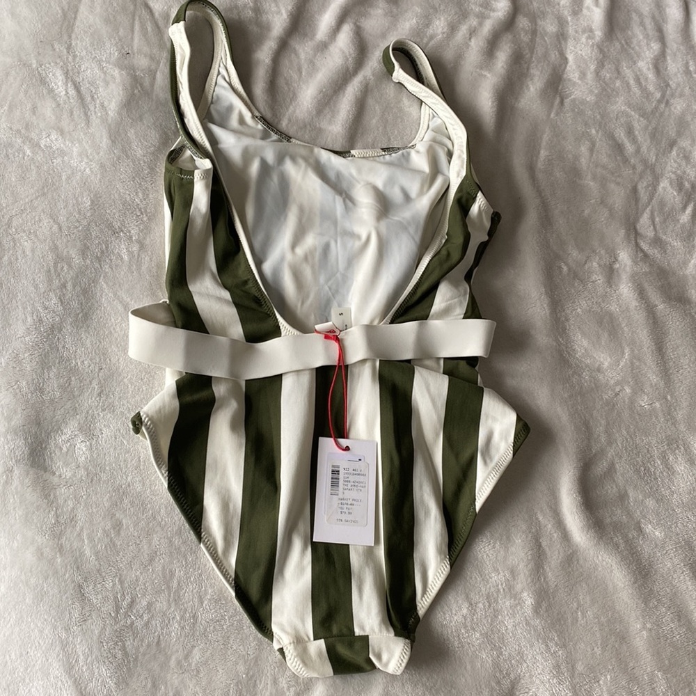 Bathing suit - Picture 3 of 5
